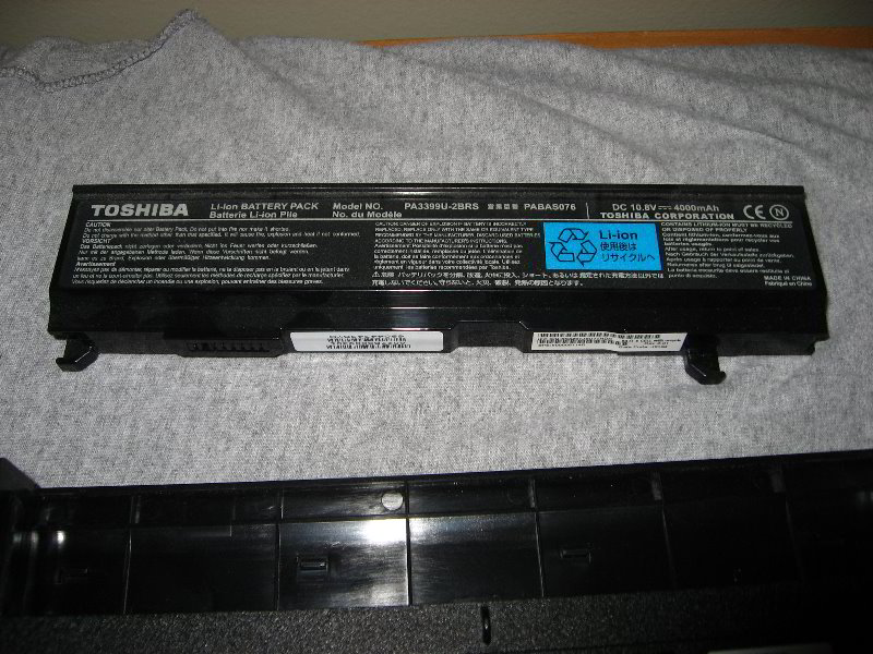 Toshiba-A105-Laptop-Disassembly-Guide-004