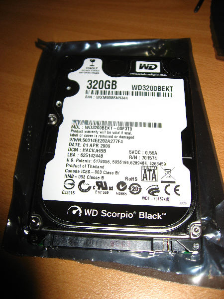 Toshiba-A105-Laptop-HDD-RAM-Upgrade-012