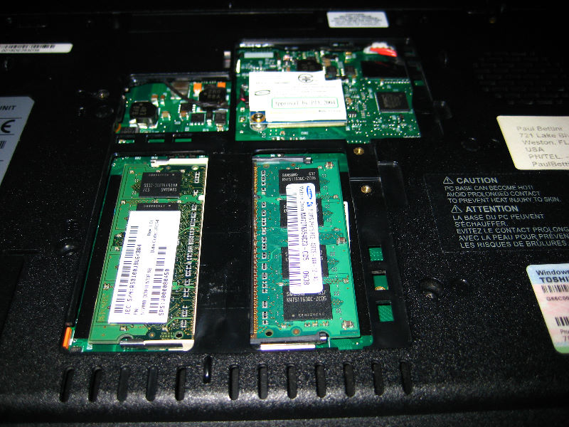 Toshiba-A105-Laptop-HDD-RAM-Upgrade-023