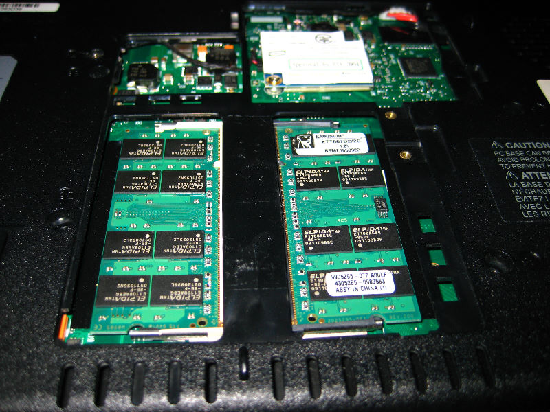 Toshiba-A105-Laptop-HDD-RAM-Upgrade-028