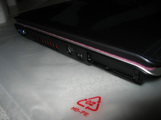 Toshiba-Satellite-A105-S4254-Review-016