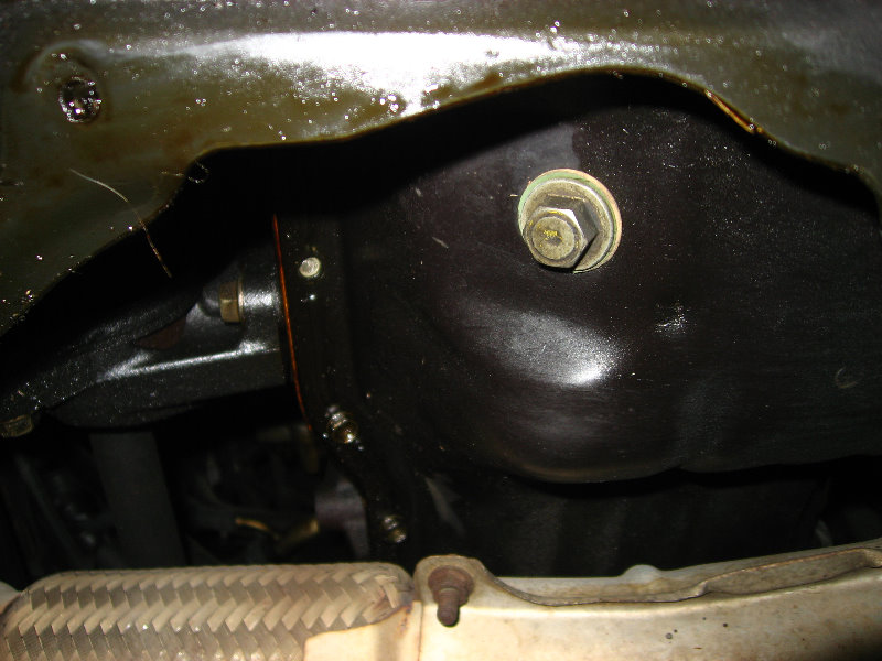 Toyota-3S-FE-Engine-Oil-Change-Guide-011