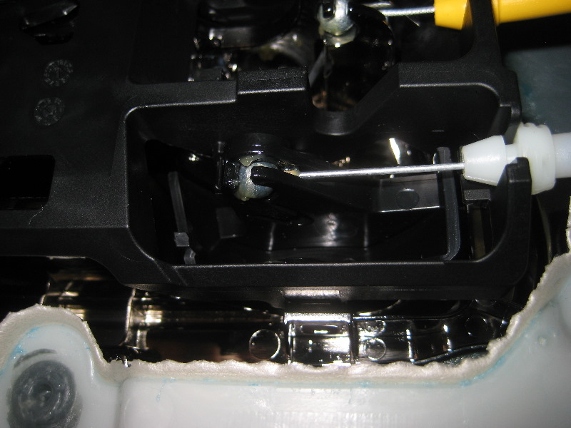 Toyota-Avalon-Interior-Door-Panel-Removal-Guide-038