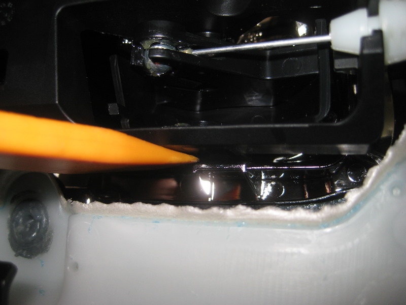 Toyota-Avalon-Interior-Door-Panel-Removal-Guide-039