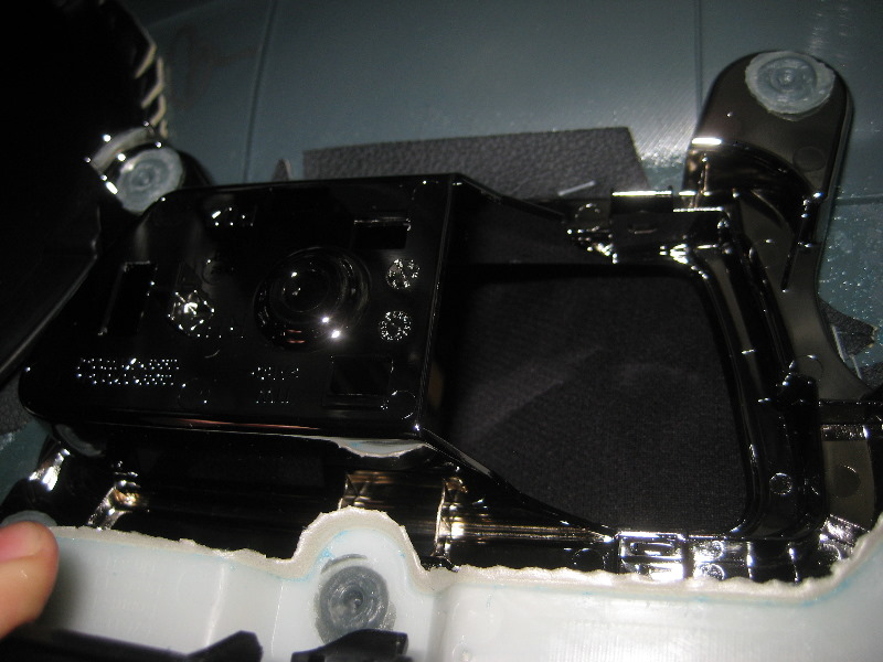 Toyota-Avalon-Interior-Door-Panel-Removal-Guide-041