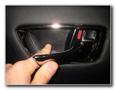 Toyota-Avalon-Interior-Door-Panel-Removal-Guide-066
