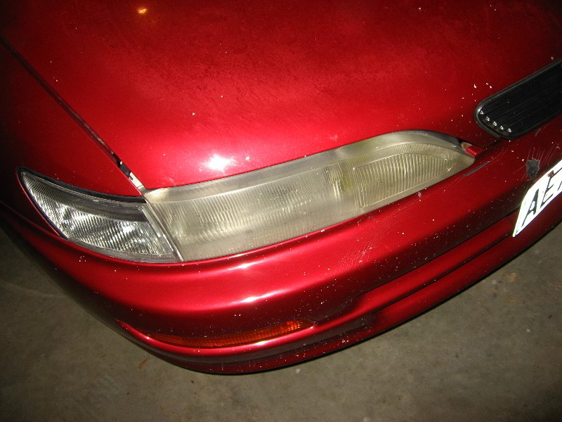 Toyota-Carina-ED-Headlight-Bulb-Replacement-Guide-002