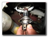 Toyota-Carina-ED-Headlight-Bulb-Replacement-Guide-014