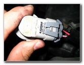 Toyota-Corolla-Headlight-Bulb-Replacement-Guide-033