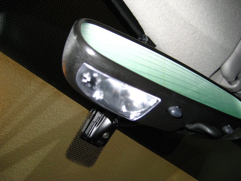 Toyota-Corolla-Map-Light-Bulbs-Replacement-Guide-002