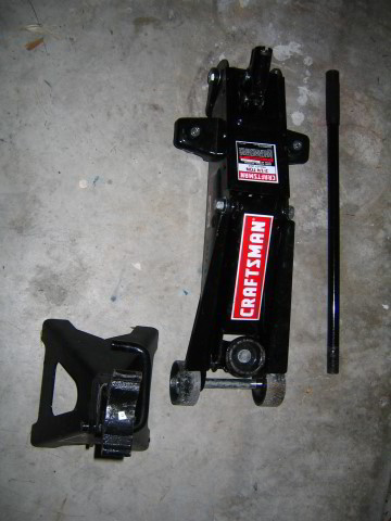 Toyota-Corolla-Engine-Oil-Change-Guide-010