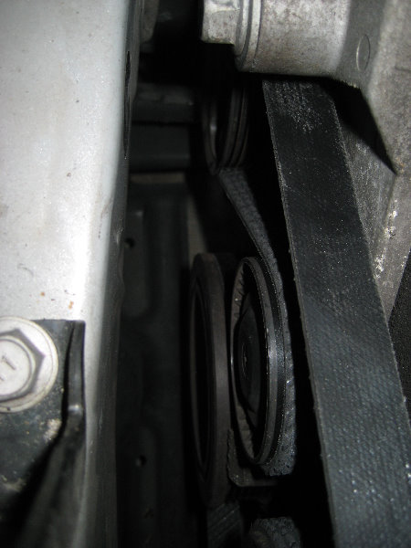 Toyota-Corolla-Serpentine-Accessory-Belt-Replacement-Guide-033