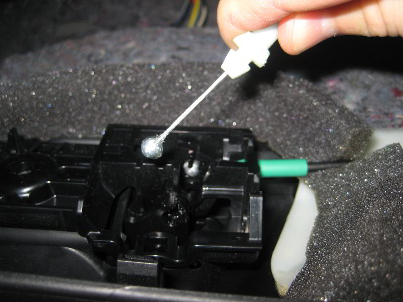 Toyota-Highlander-Interior-Door-Panel-Removal-Guide-022