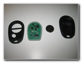 Toyota-Highlander-Key-Fob-Battery-Replacement-Guide-008