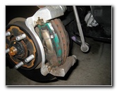 Toyota-Prius-Front-Brake-Pads-Replacement-Guide-023