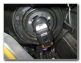 Toyota-Prius-Headlight-Bulbs-Replacement-Guide-014