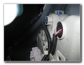 Toyota-Prius-Headlight-Bulbs-Replacement-Guide-042
