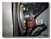 Toyota-RAV4-Headlight-Bulbs-Replacement-Guide-004