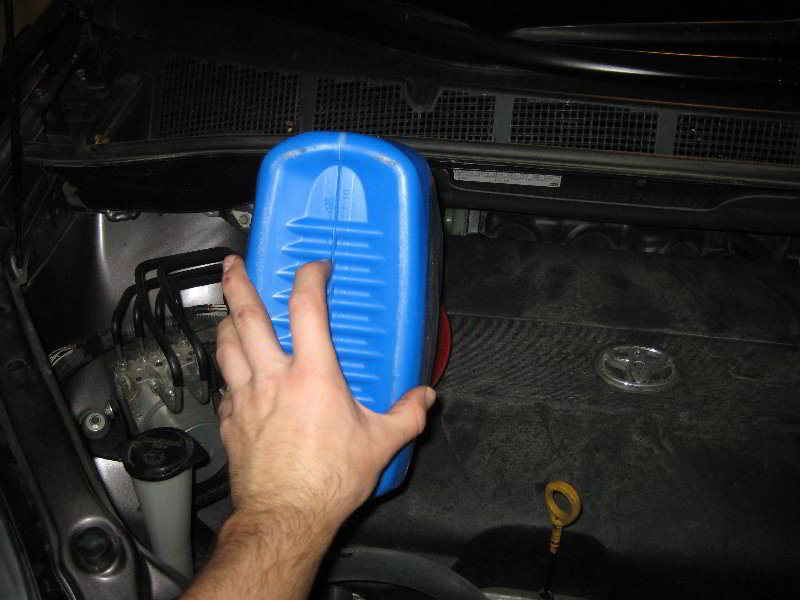 Toyota-Sienna-2GR-FE-V6-Engine-Oil-Change-Guide-022