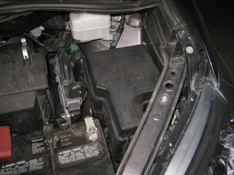 Toyota-Sienna-Electrical-Fuse-Replacement-Guide-001