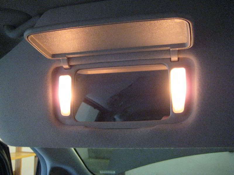 Toyota Sienna Vanity Mirror Light Bulb, How To Replace Vanity Mirror In Car