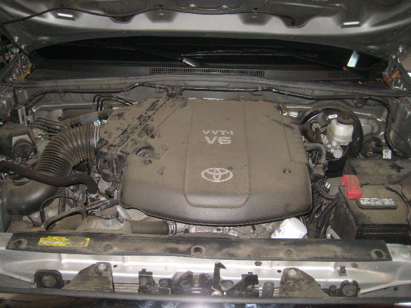 2005-2015-Toyota-Tacoma-1GR-FE-Serpentine-Accessory-Belt-Replacement-Guide-001