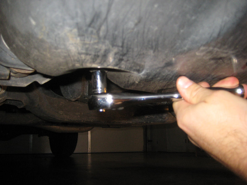 2005-2015-Toyota-Tacoma-1GR-FE-Serpentine-Accessory-Belt-Replacement-Guide-007