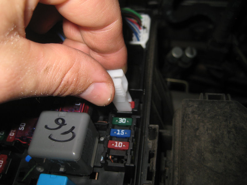 toyota tacoma cruise control fuse location