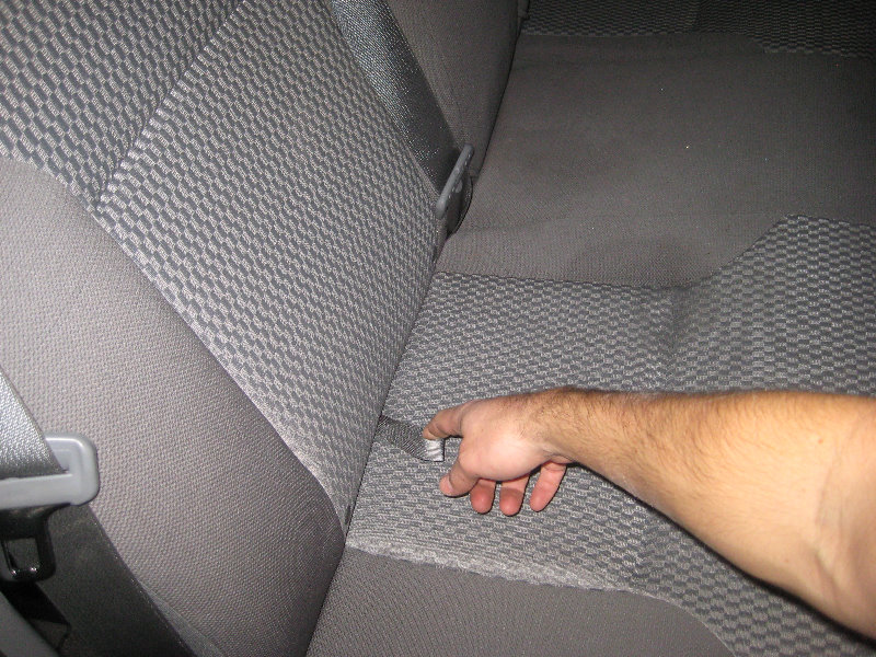 2005-2015-Toyota-Tacoma-Front-Brake-Pads-Replacement-Guide-003