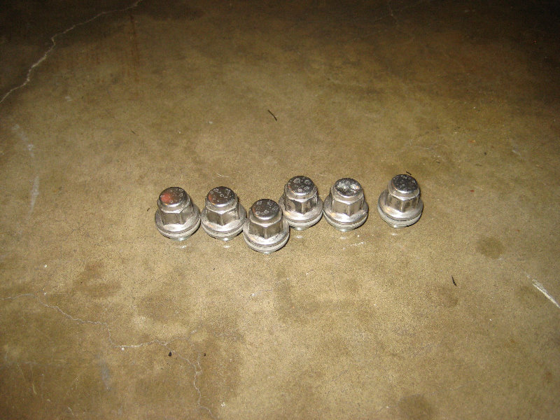 2005-2015-Toyota-Tacoma-Front-Brake-Pads-Replacement-Guide-008