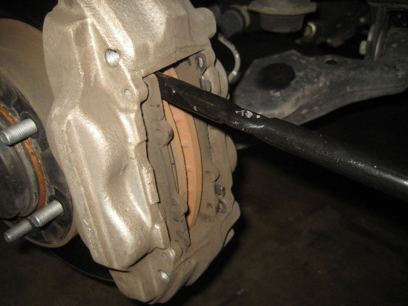 2005-2015-Toyota-Tacoma-Front-Brake-Pads-Replacement-Guide-023