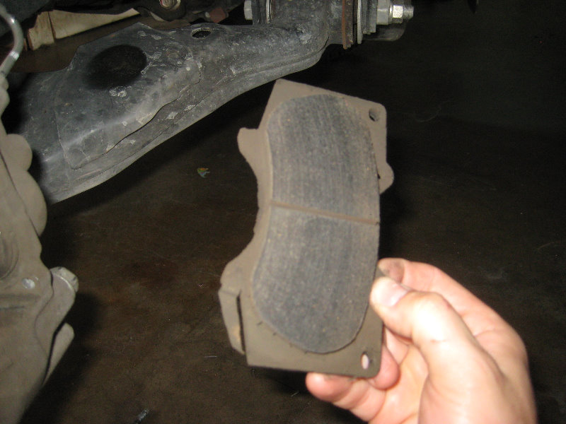 2005-2015-Toyota-Tacoma-Front-Brake-Pads-Replacement-Guide-027
