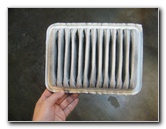 2012-2016-Toyota-Yaris-Engine-Air-Filter-Replacement-Guide-007