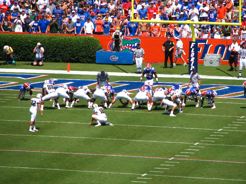 UF-Gators-Vs-USF-Bulls-Gainesville-FL-004