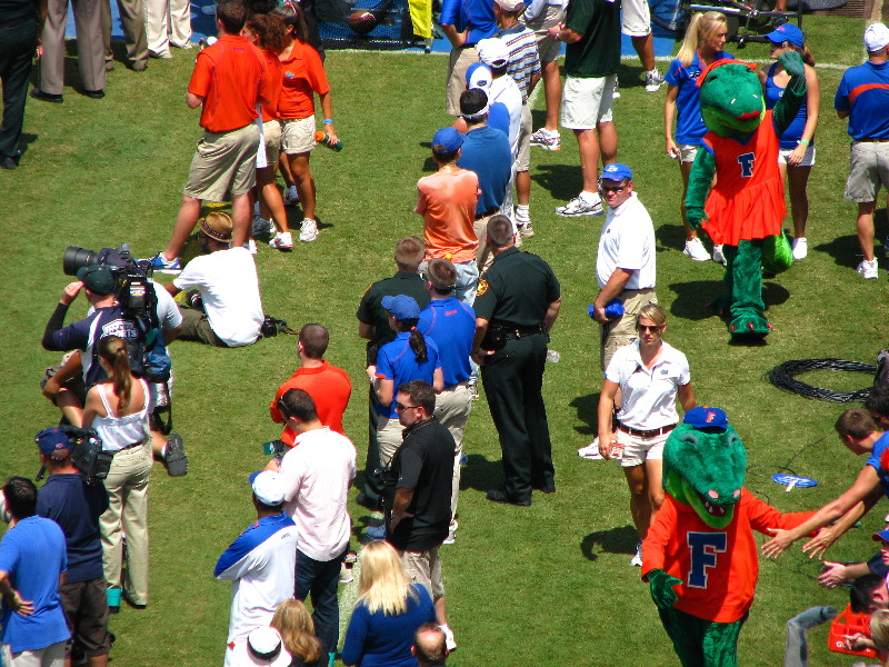 UF-Gators-Vs-USF-Bulls-Gainesville-FL-012