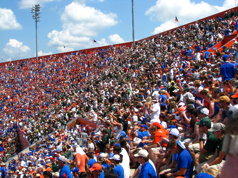 UF-Gators-Vs-USF-Bulls-Gainesville-FL-017