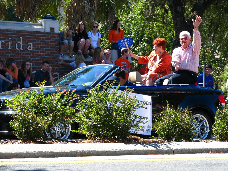 UF-Homecoming-Parade-2010-Gainesville-FL-013