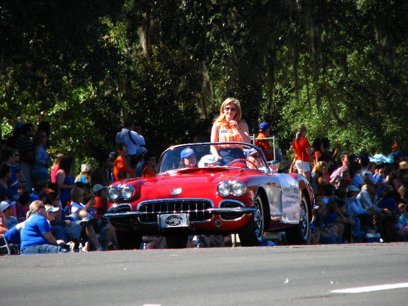 UF-Homecoming-Parade-2010-Gainesville-FL-014