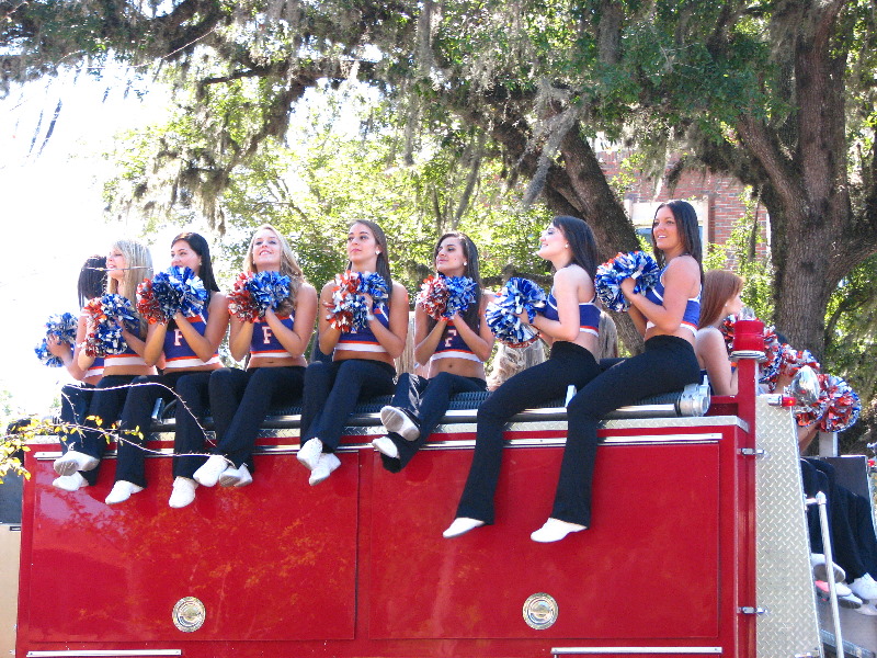 UF-Homecoming-Parade-2010-Gainesville-FL-034