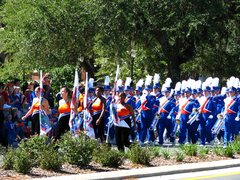 UF-Homecoming-Parade-2010-Gainesville-FL-043