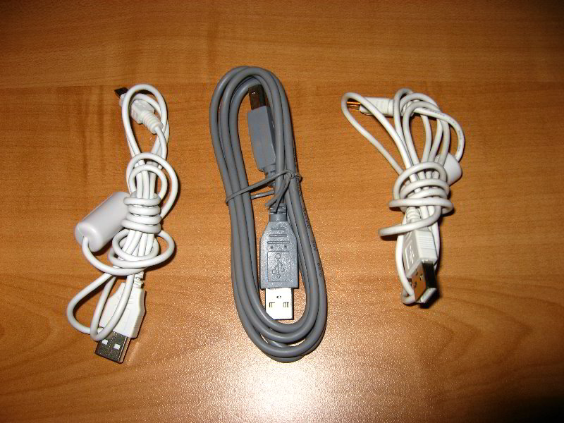 USBMobilePhoneChargerWire002