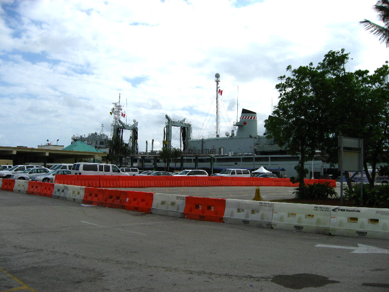 USS-Toledo-Nuclear-Submarine-Tour-002