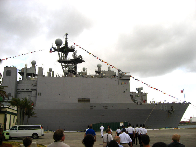 USS-Toledo-Nuclear-Submarine-Tour-004