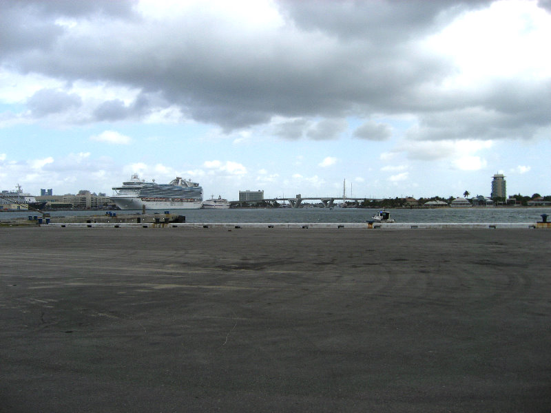 USS-Toledo-Nuclear-Submarine-Tour-008