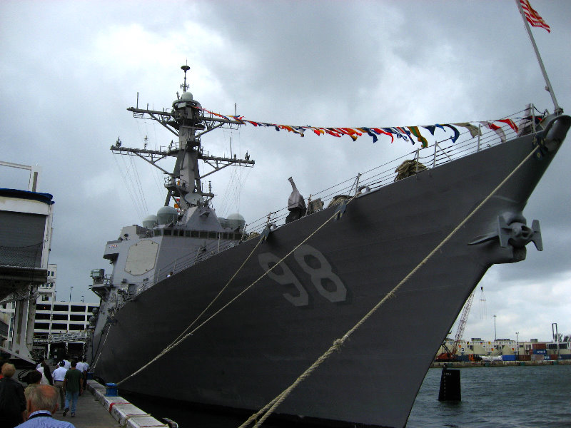 USS-Toledo-Nuclear-Submarine-Tour-019