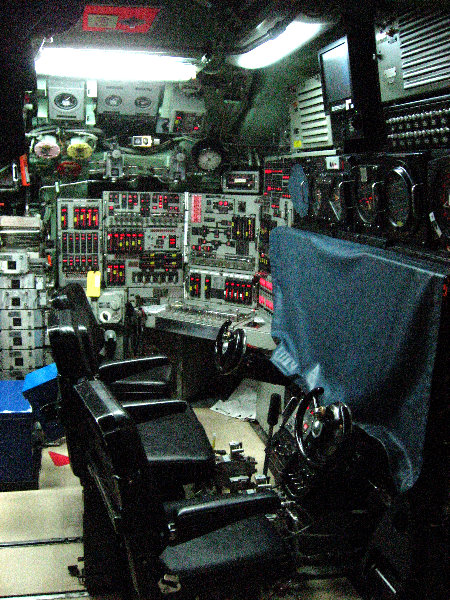USS-Toledo-Nuclear-Submarine-Tour-041