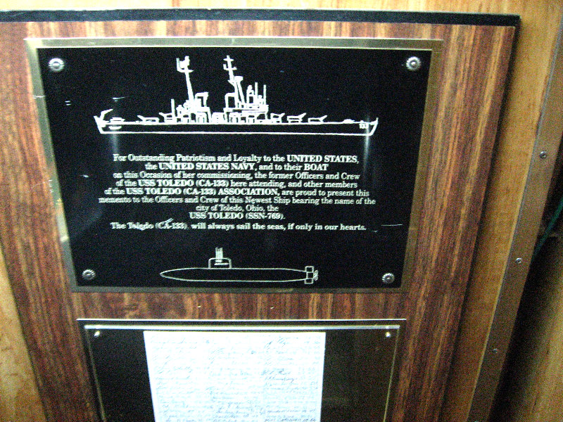 USS-Toledo-Nuclear-Submarine-Tour-045