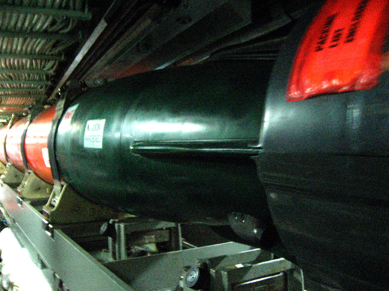 USS-Toledo-Nuclear-Submarine-Tour-054