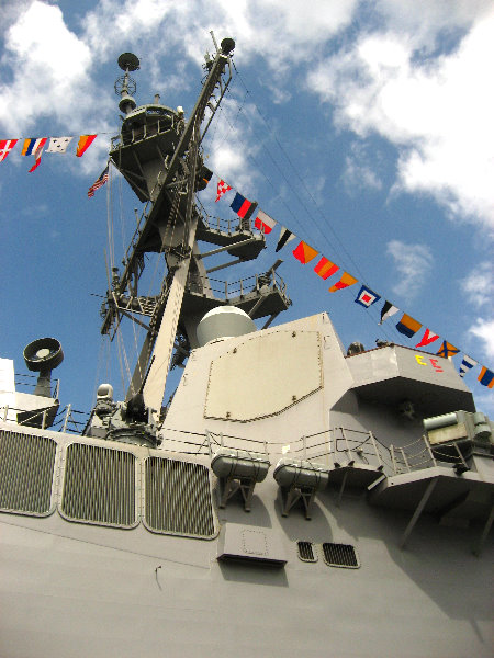 USS-Toledo-Nuclear-Submarine-Tour-074