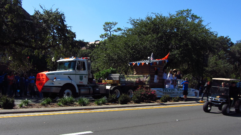 University-of-Florida-2011-Homecoming-Parade-Gainesville-FL-011